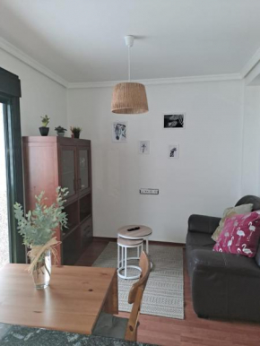 Apartamento céntrico y a pie de playa en Bueu.